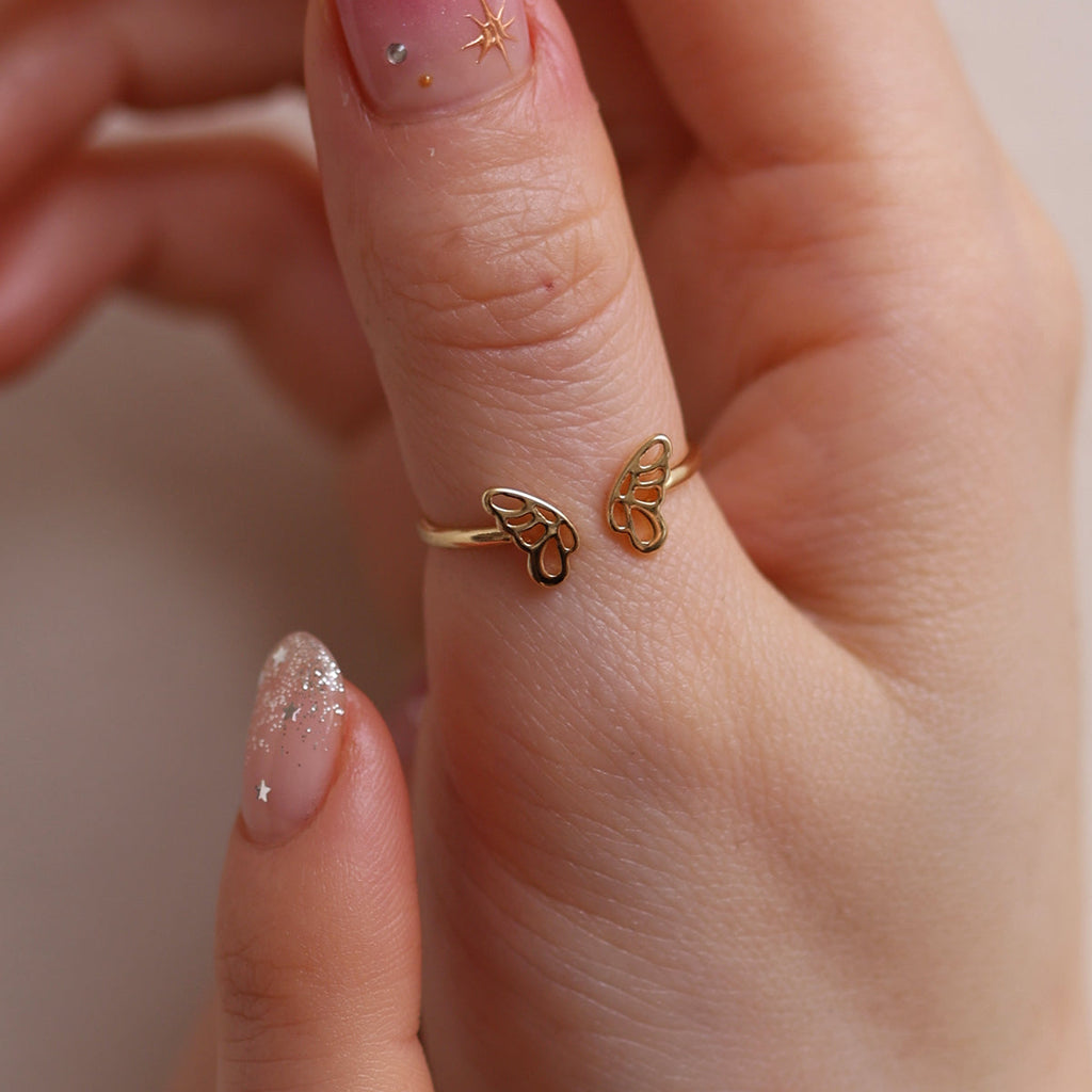 Butterfly wing ring